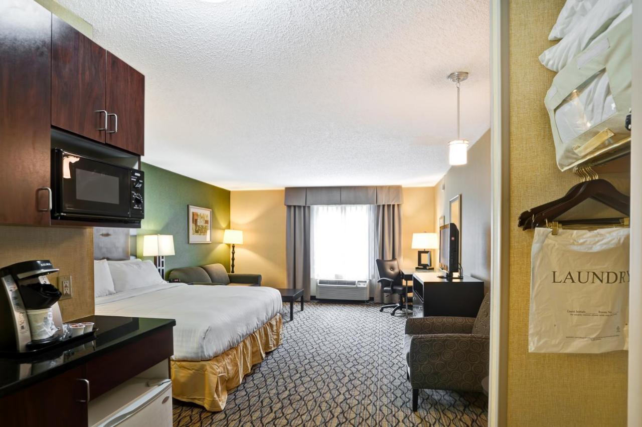 Holiday Inn Express Hotel & Suites Christiansburg By Ihg Kültér fotó