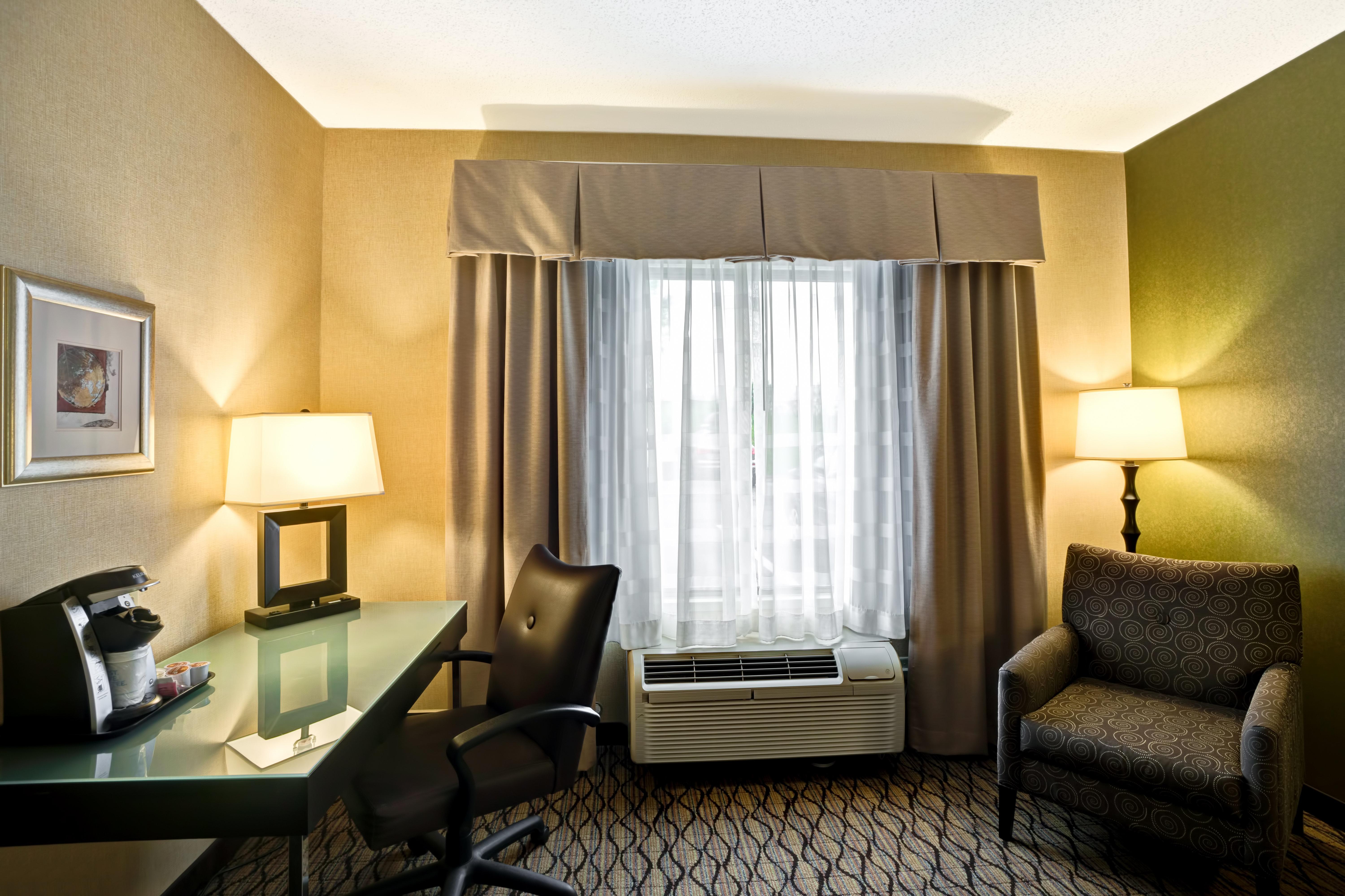 Holiday Inn Express Hotel & Suites Christiansburg By Ihg Kültér fotó