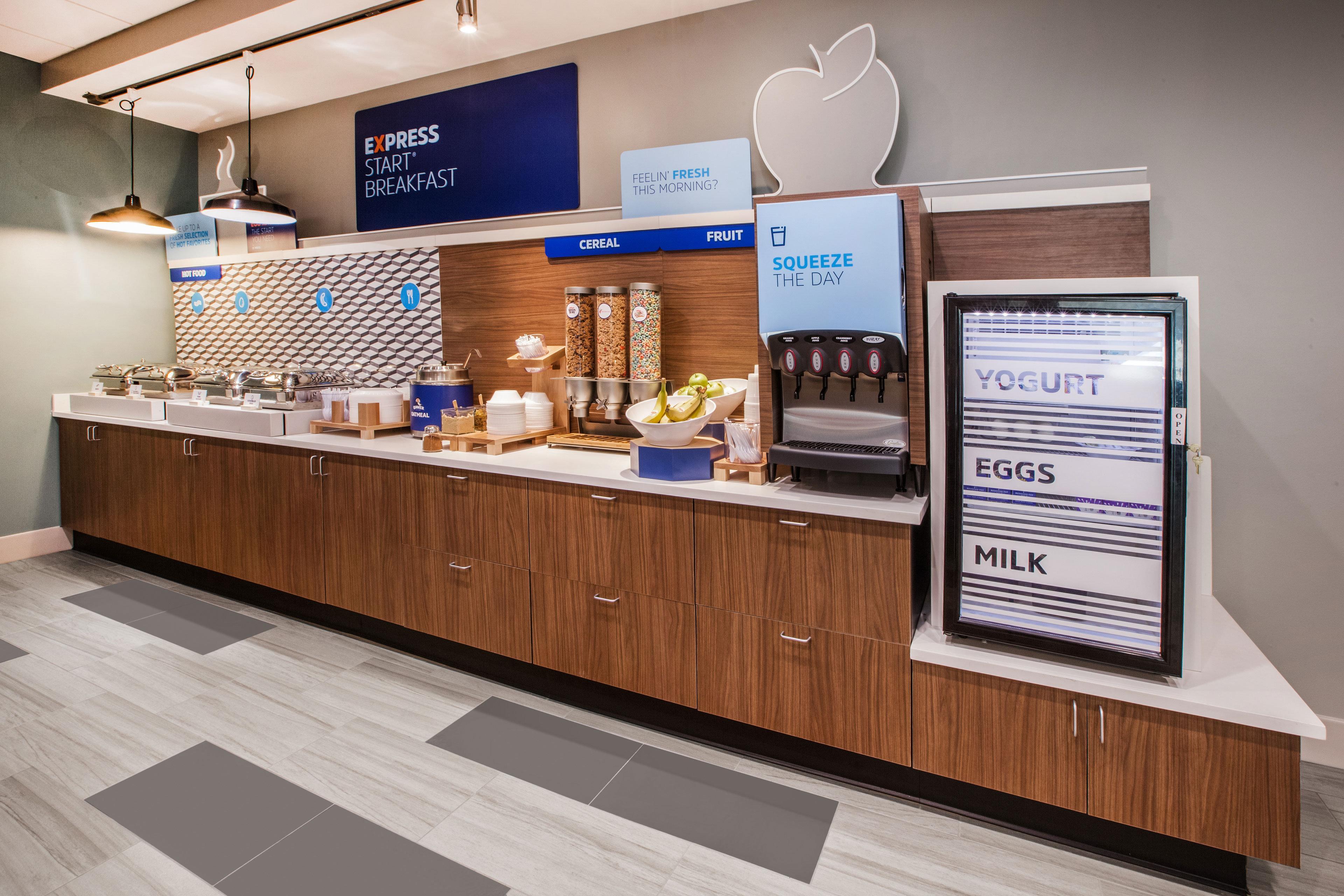 Holiday Inn Express Hotel & Suites Christiansburg By Ihg Kültér fotó