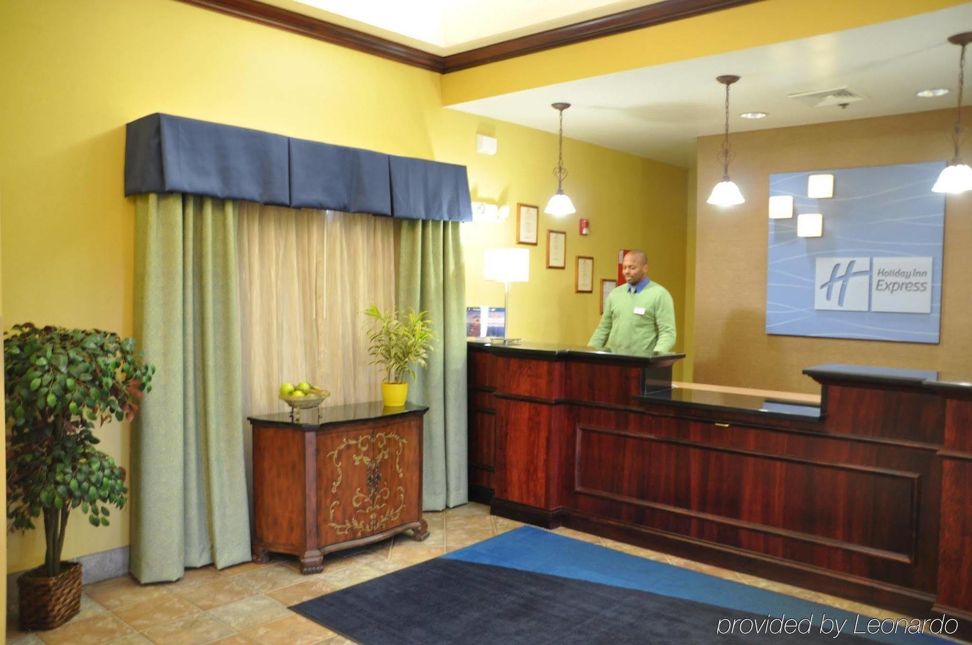 Holiday Inn Express Hotel & Suites Christiansburg By Ihg Kültér fotó